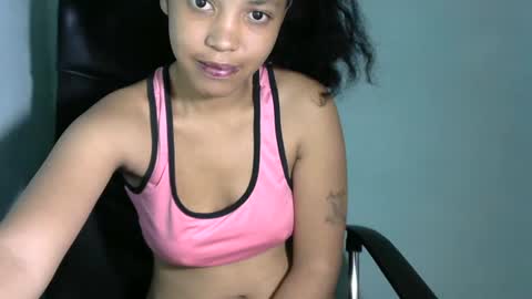 Snapshot of hott_beauty chatting on 13, 7, 2026 MULAN online show from 13, 7, 2026