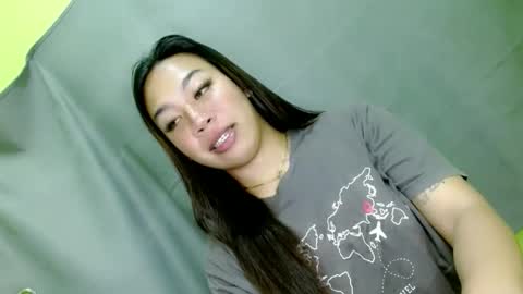 Snapshot of hott_cumforyou chatting on 4, 2, 2026 jelaigrande online show from 4, 2, 2026