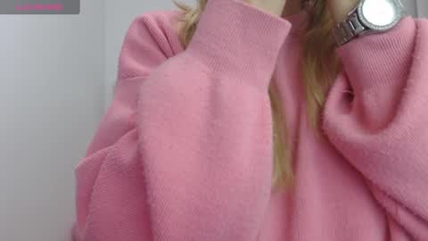 Snapshot of hott_eryka chatting on 16, 2, 2025 Eryka online show from 16, 2, 2025