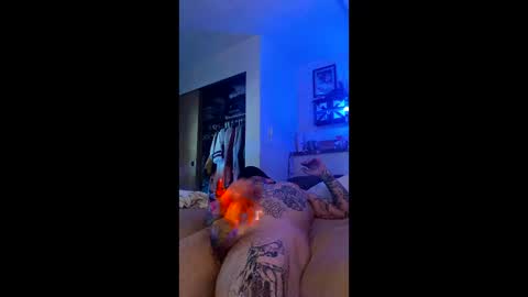Justin  Cassie online show from 22, 5, 2026