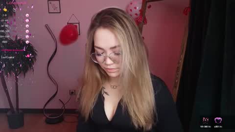 hello Im Eva online show from 4, 2, 2025