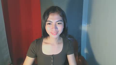 hottestdella69 online show from 7, 10, 2025