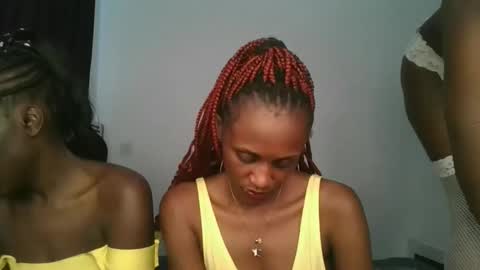 hottie_chyna online show from 16, 12, 2025