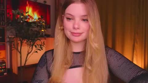 Snapshot of hottie_jane chatting on 5, 10, 2025 Jane online show from 5, 10, 2025