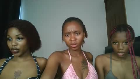 hottie_mistie online show from 13, 4, 2026
