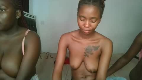 hottie_mistie online show from 24, 4, 2026