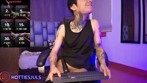 Snapshot of hottiesjuls chatting on 29, 7, 2026 Juls online show from 29, 7, 2026