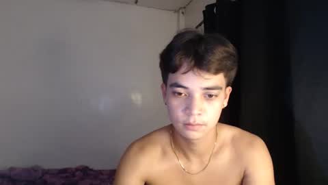 hottiespydie online show from 9, 1, 2026