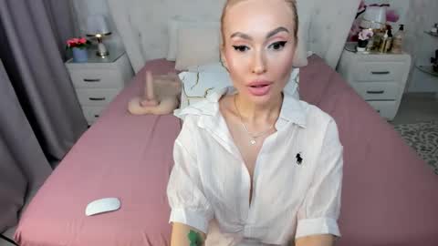 hottiesweetbritneyx online show from 18, 5, 2026