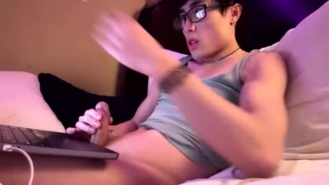 hottiewithabody101 online show from 13, 5, 2026