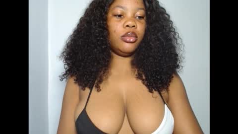 hotty_lora889 online show from 21, 10, 2025