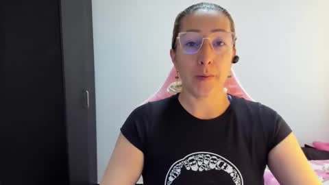 Snapshot of hottychrystal chatting on 17, 2, 2026 hottychrystal online show from 17, 2, 2026