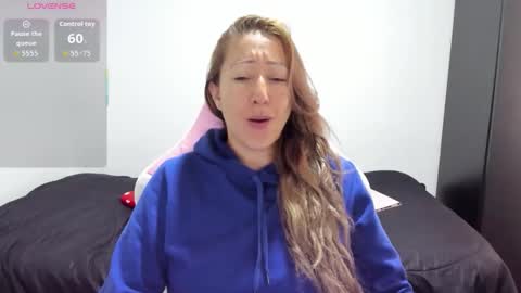 Snapshot of hottychrystal chatting on 24, 3, 2026 hottychrystal online show from 24, 3, 2026