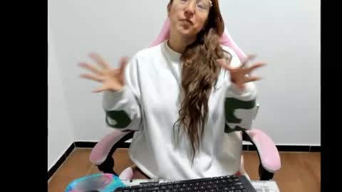 hottychrystal online show from 2, 7, 2026
