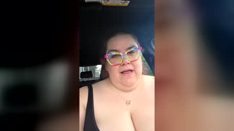 Snapshot of hotwife4685 chatting on 22, 6, 2026 hotwife4685 online show from 22, 6, 2026