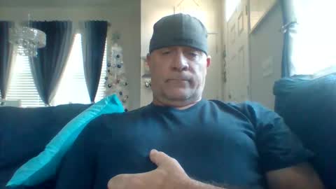 hotyummycock69 online show from 19, 12, 2025