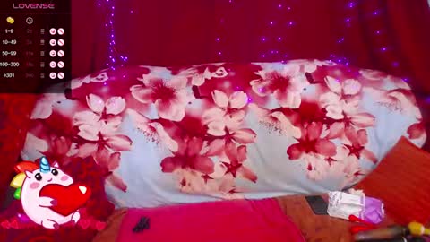 Snapshot of hotzlata chatting on 9, 7, 2026 Hotzlata online show from 9, 7, 2026