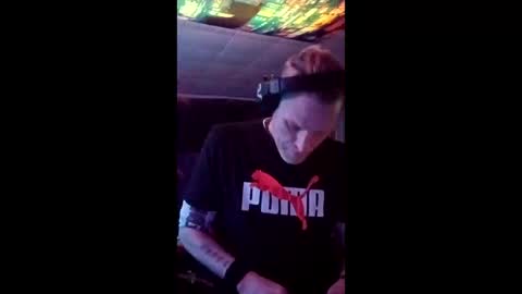 SeanPatrick online show from 26, 4, 2026