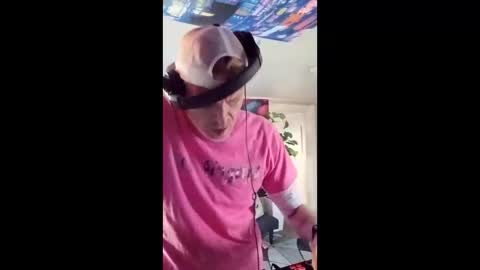 SeanPatrick online show from 28, 4, 2026