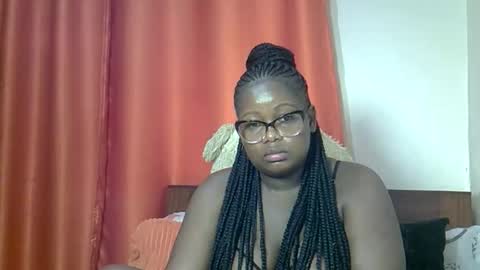 Hailey chloe online show from 3, 2, 2025