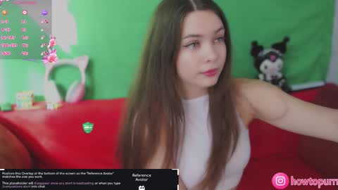 Snapshot of howtomeow chatting on 17, 9, 2025 Mia online show from 17, 9, 2025