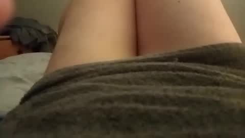 Snapshot of hrnybbwgurrll1993 chatting on 17, 12, 2025 hrnybbwgurrll1993 online show from 17, 12, 2025