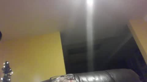 huckfinn1976 online show from 15, 1, 2025