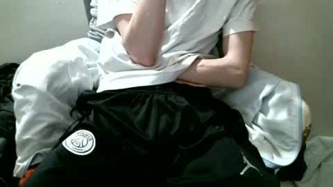 Keanu online show from 10, 9, 2025