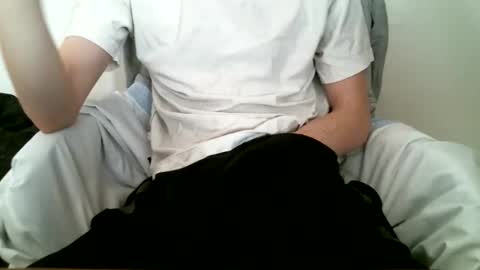 Keanu online show from 6, 10, 2025