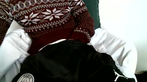 Keanu online show from 5, 12, 2025