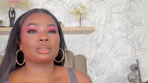 Snapshot of huge_boobs_ebony chatting on 25, 6, 2026 huge boobs ebony online show from 25, 6, 2026
