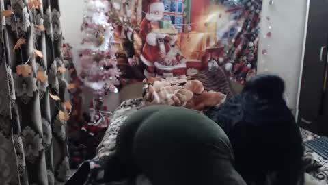 hugeassdevil online show from 15, 1, 2025