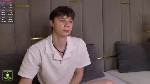 Snapshot of hugebangins_ chatting on 25, 10, 2025 ANTHONY online show from 25, 10, 2025