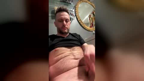 Snapshot of hugecock475 chatting on 3, 5, 2026 hugecock475 online show from 3, 5, 2026