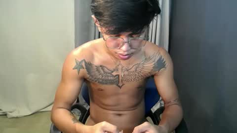 hugecockchristian online show from 18, 9, 2025