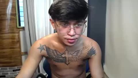 hugecockchristian online show from 7, 10, 2025