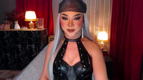 Snapshot of hugecockchristine chatting on 30, 9, 2025 Christine online show from 30, 9, 2025