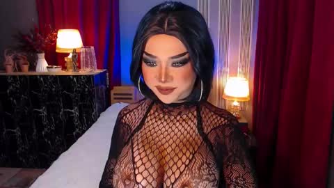 Snapshot of hugecockchristine chatting on 2, 10, 2025 Christine online show from 2, 10, 2025