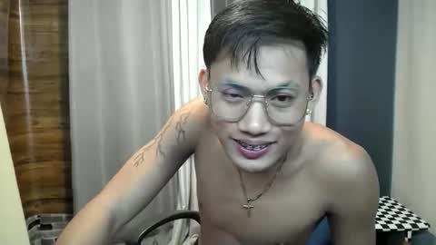hugecockjames09 online show from 26, 10, 2025