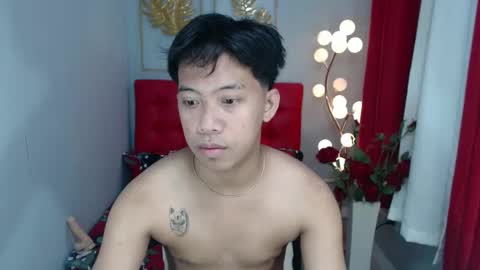 hugecockmiro online show from 4, 2, 2025