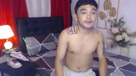 hugecockmiro online show from 7, 10, 2025