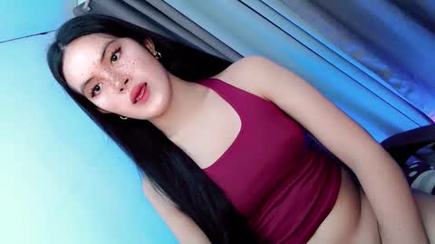 Snapshot of hugecockyanny chatting on 29, 5, 2026 Yhanie online show from 29, 5, 2026