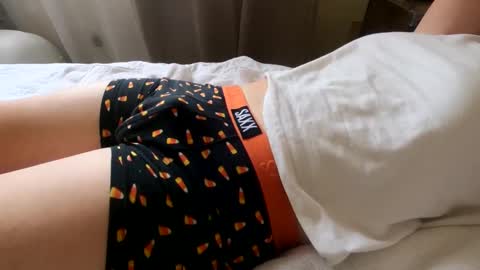 HugeCumshots online show from 22, 1, 2025