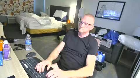 CAROLINA TIM online show from 10, 5, 2026