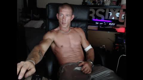 hugerodforyou online show from 7, 1, 2026