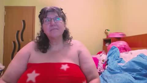 HugeTitsXXX online show from 14, 10, 2025