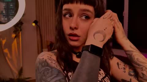 Snapshot of hugme_ chatting on 21, 2, 2026 Mika online show from 21, 2, 2026