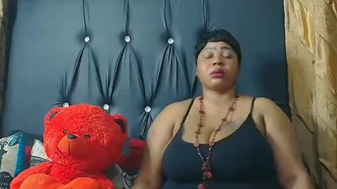 humongoustitss500929 online show from 17, 9, 2025