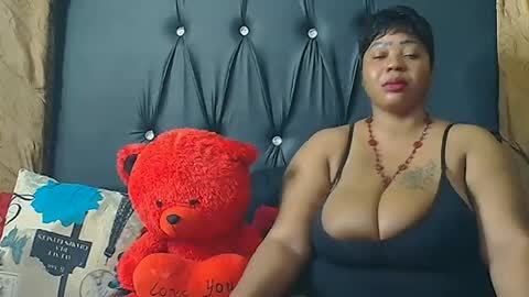 humongoustitss500929 online show from 18, 9, 2025