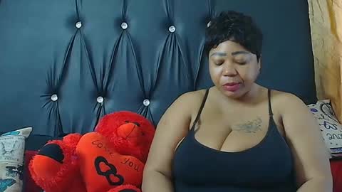 humongoustitss500929 online show from 24, 9, 2025